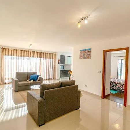 Διαμέρισμα Bica, Apartamento De Ferias *